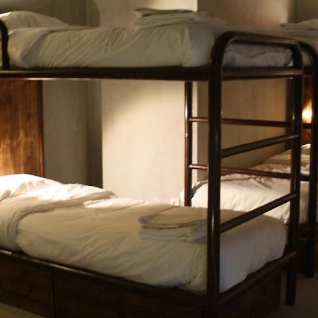 N1 Hostel Apartments And Suites Santarem Ruang foto