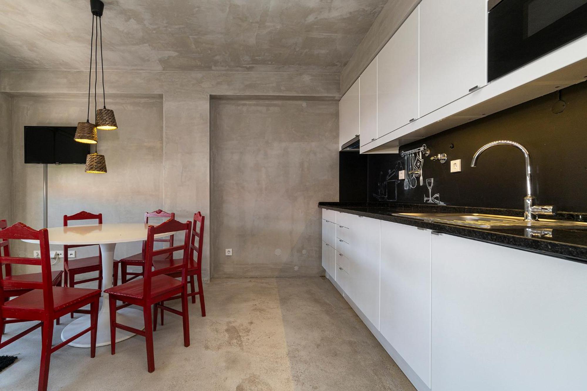 N1 Hostel Apartments And Suites Santarem Bagian luar foto